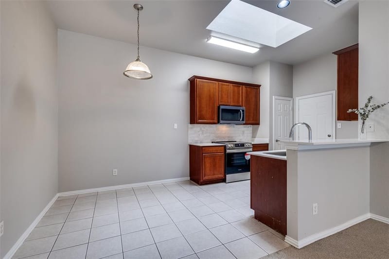 1302 Poinsettia Boulevard, Denton TX 76208 - Photo 9