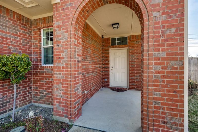 1302 Poinsettia Boulevard, Denton TX 76208 - Photo 4