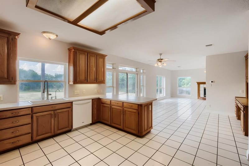 2508 Colt Lane, Crowley TX 76036 - Photo 12