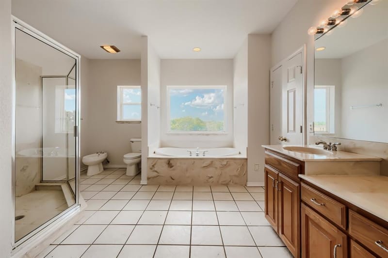 2508 Colt Lane, Crowley TX 76036 - Photo 18