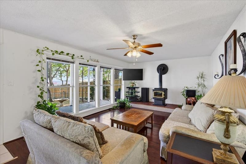 1529 Oak Shore Drive, Tool TX 75143 - Photo 5