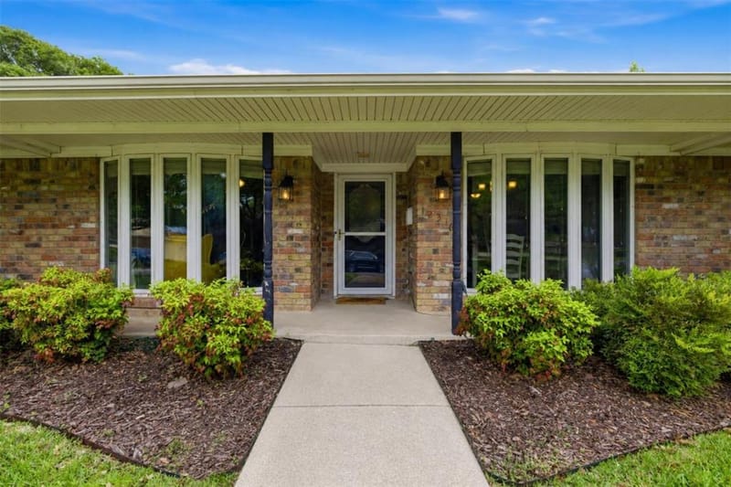 12316 Coolmeadow Lane, Dallas TX 75218 - Photo 4