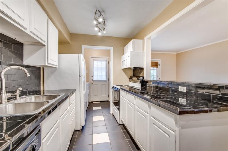 3446 Asbury Street, University Park TX 75205 - Photo 27