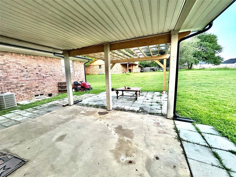 303 N Caesar Street, Ennis TX 75119 - Photo 23