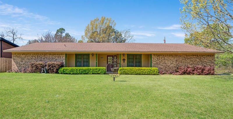 695 20th Street NE, Paris TX 75460 - Photo 2