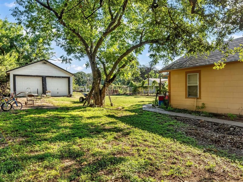 3002 Mecca Street, Fort Worth TX 76119 - Photo 15