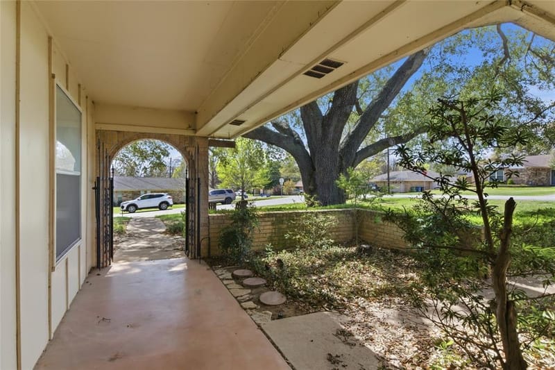 2326 Forest Hills Road, Grapevine TX 76051 - Photo 3
