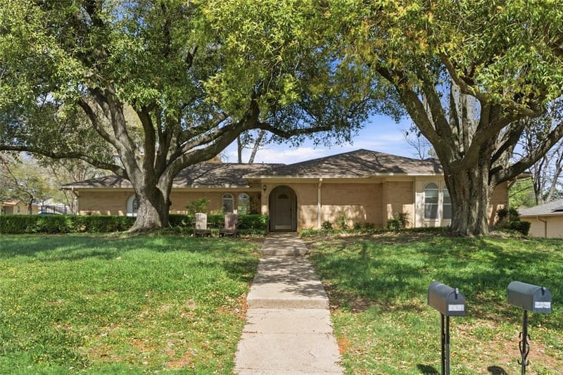 2326 Forest Hills Road, Grapevine TX 76051