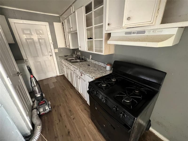 4509 Sandage Avenue, Fort Worth TX 76115 - Photo 7