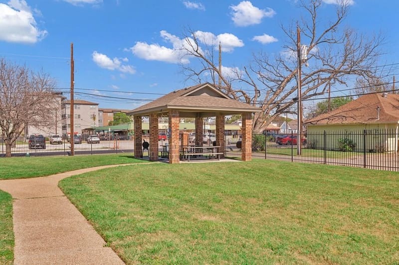 1701 S 12th Street # 1204, Waco TX 76706 - Photo 25