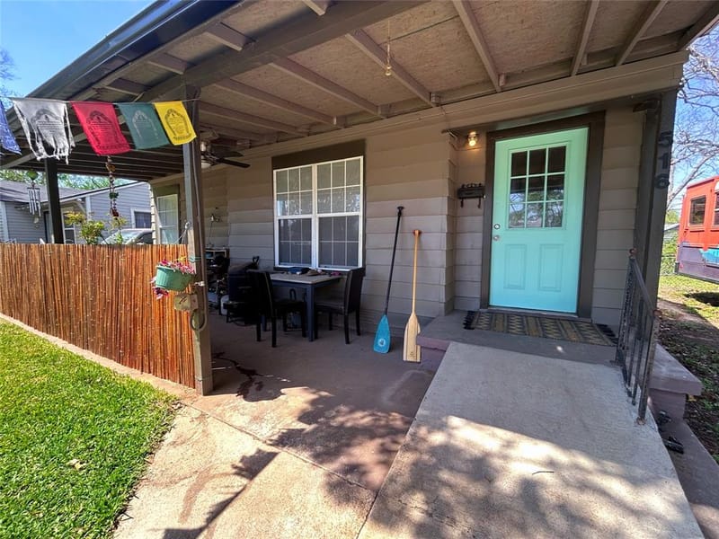 516 Harlem Avenue, Waco TX 76704 - Photo 2