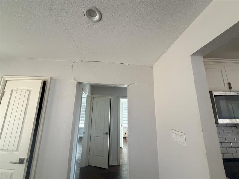 1646 Briarcliff Road, Dallas TX 75235 - Photo 16