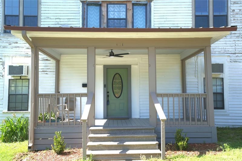 631 W Austin, Paris TX 75460 - Photo 2