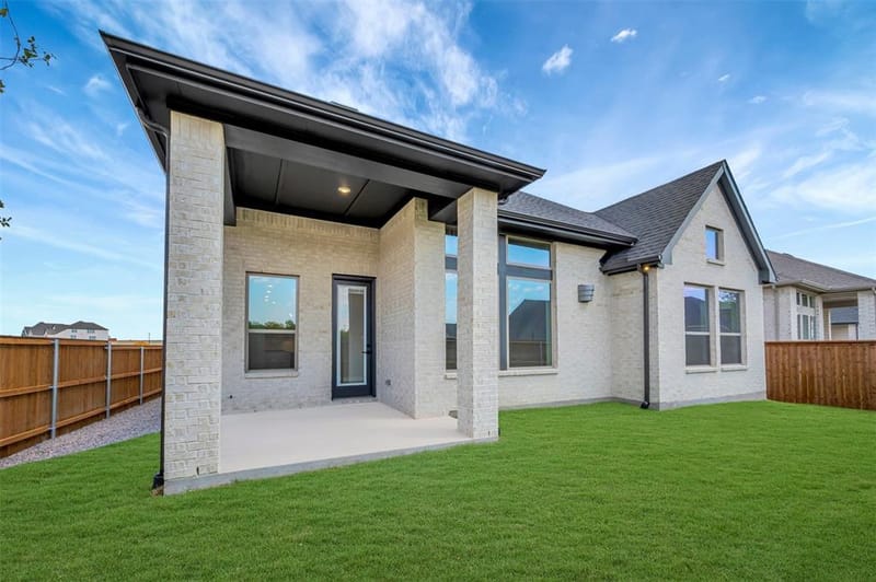2809 Genuine Risk Court, Celina TX 75009 - Photo 2