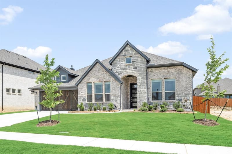 4033 Foot Hills Drive, Midlothian TX 76065 - Photo 3
