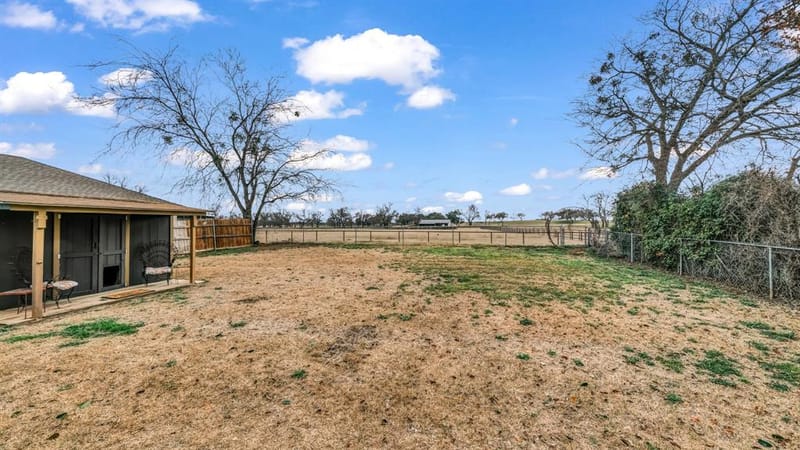 344 Hillcroft Drive, Weatherford TX 76087 - Photo 27