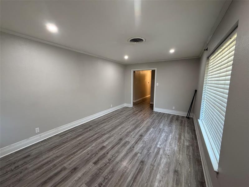 1412 Hillcrest Street, Ennis TX 75119 - Photo 5