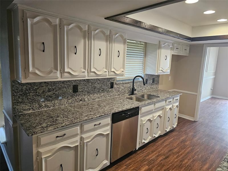 1340 Grand Teton Drive, DeSoto TX 75115 - Photo 7