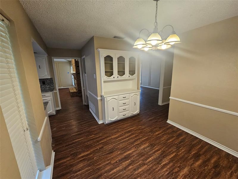 1340 Grand Teton Drive, DeSoto TX 75115 - Photo 9