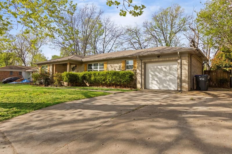 942 Longfellow Street, Waco TX 76710 - Photo 23