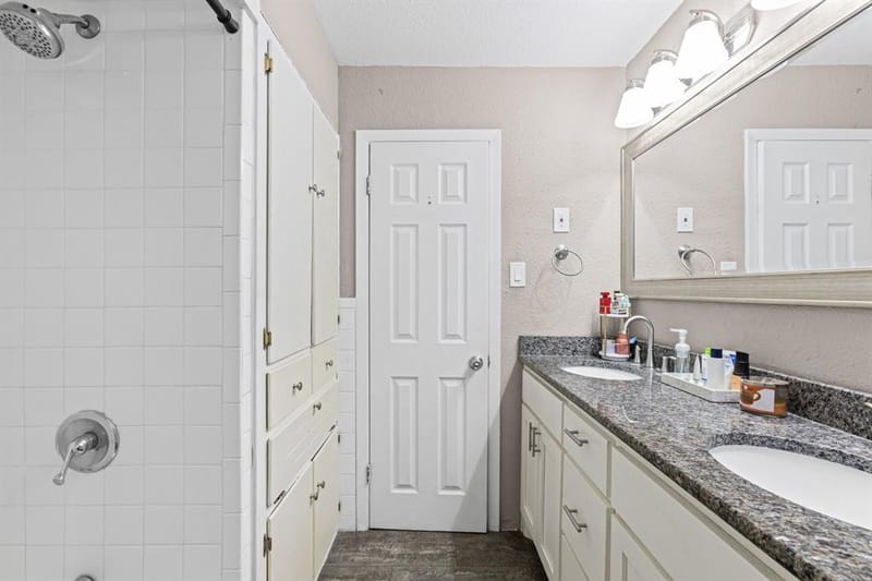 942 Longfellow Street, Waco TX 76710 - Photo 16
