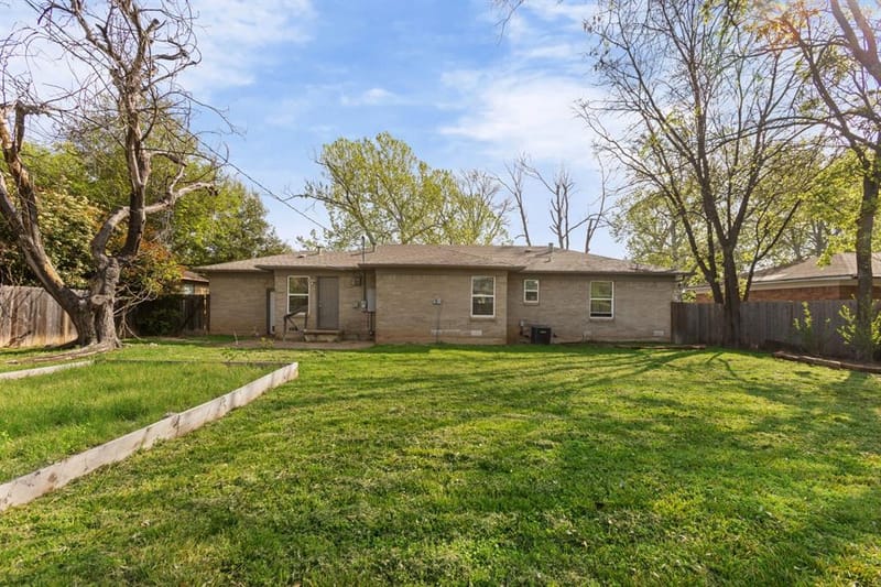 942 Longfellow Street, Waco TX 76710 - Photo 25