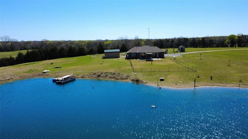 884 County Road 2900, Dodd City TX 75438 - Photo 2