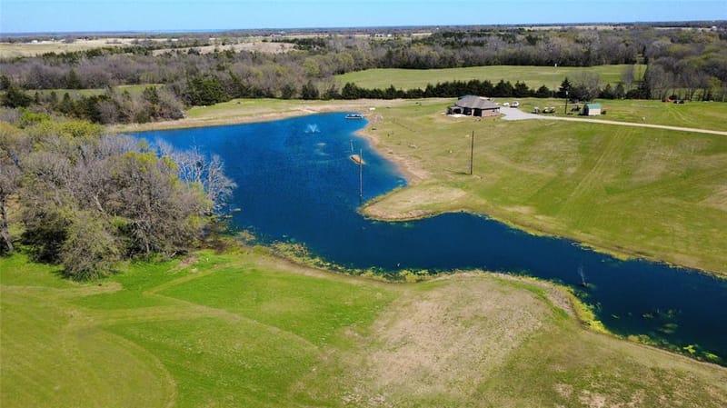 884 County Road 2900, Dodd City TX 75438 - Photo 7