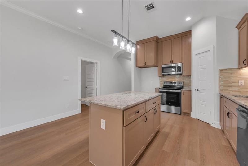 326 S Main Street, Cedar Hill TX 75104 - Photo 17
