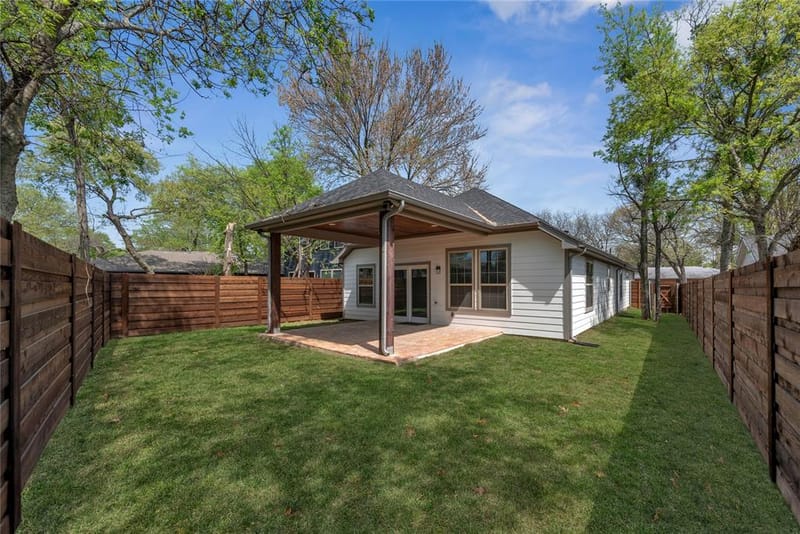 326 S Main Street, Cedar Hill TX 75104 - Photo 25