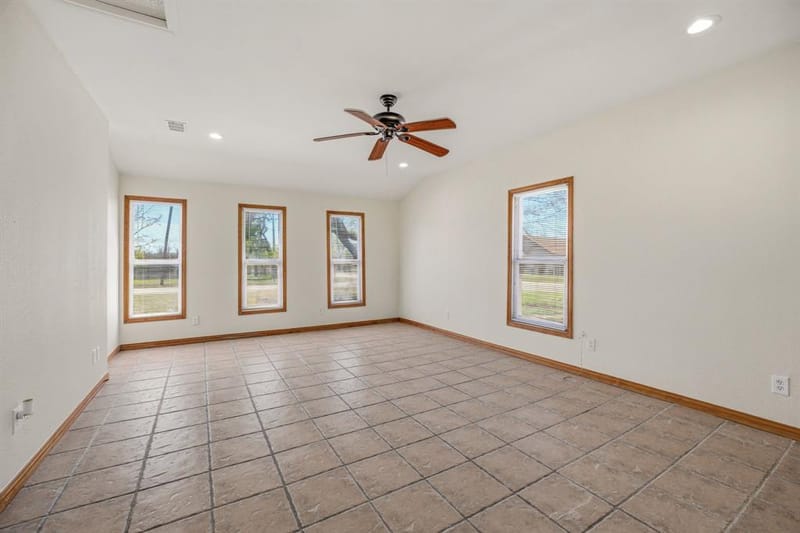 600 E Third Street, Hico TX 76457 - Photo 23