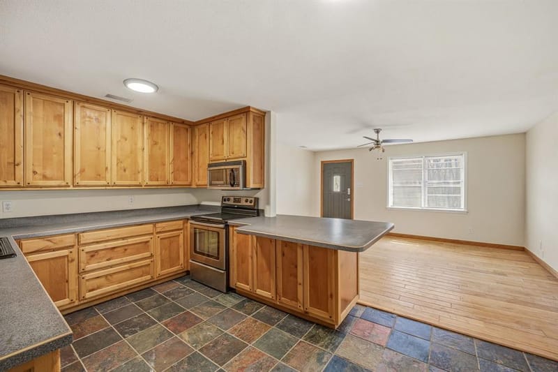 600 E Third Street, Hico TX 76457 - Photo 11
