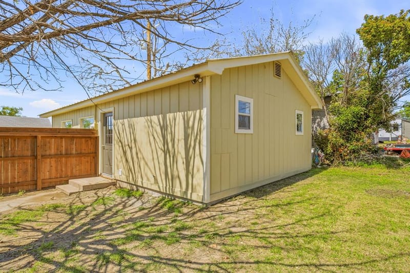 600 E Third Street, Hico TX 76457 - Photo 40