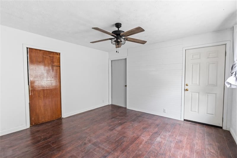 1212 Mclean Avenue, Dallas TX 75211 - Photo 3