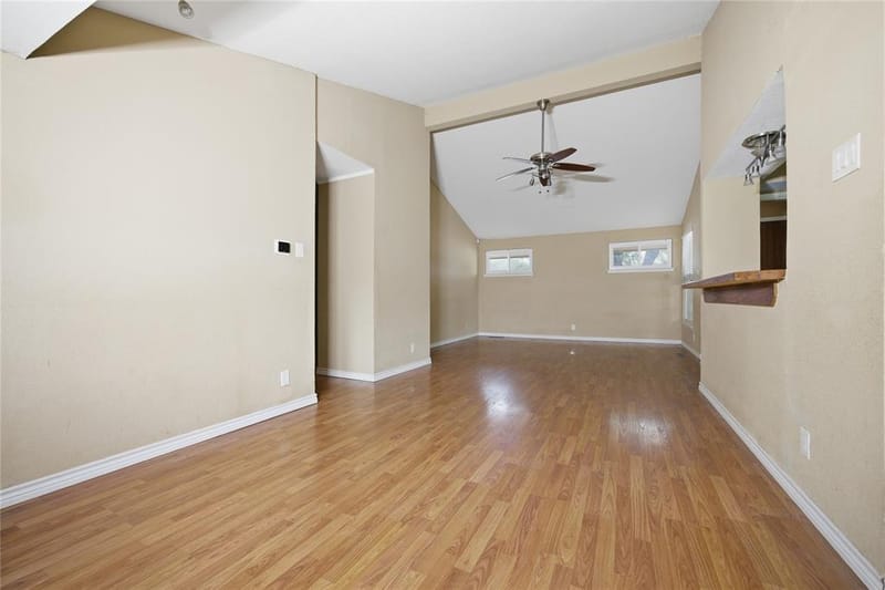3614 Windsor Street, Irving TX 75062 - Photo 5