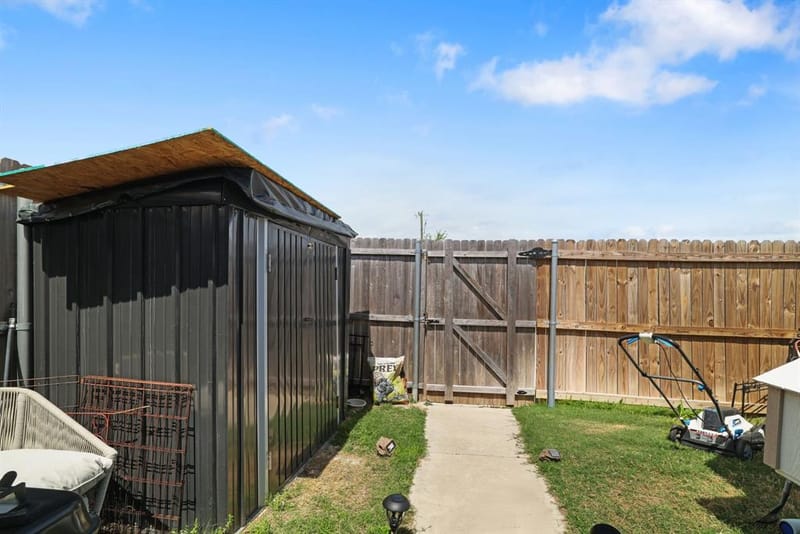 1445 Sterling Way, Ferris TX 75125 - Photo 16