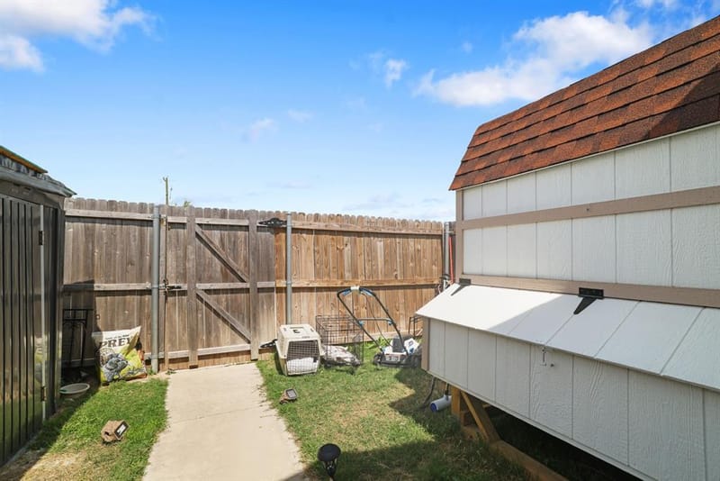 1445 Sterling Way, Ferris TX 75125 - Photo 15