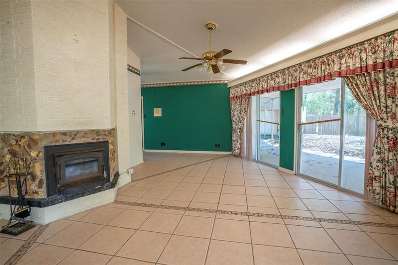 375 County Road 45080, Powderly TX 75473 - Photo 8