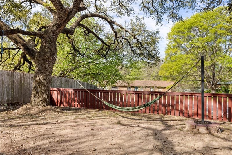 602 E 4th Street, Weatherford TX 76086 - Photo 28