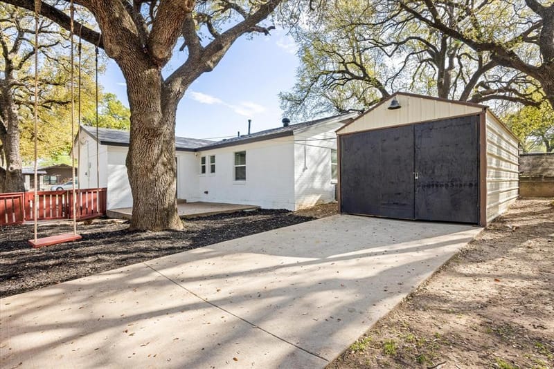 602 E 4th Street, Weatherford TX 76086 - Photo 25