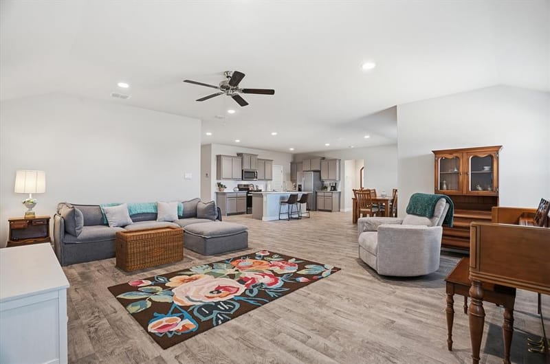 4028 Cornerstone Circle, Granbury TX 76048 - Photo 15