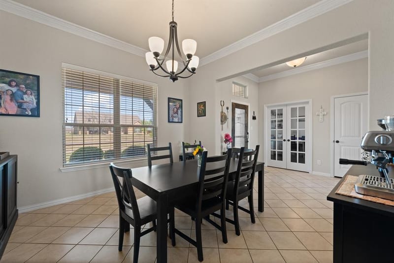 7925 Grassland Drive, Godley TX 76044 - Photo 10