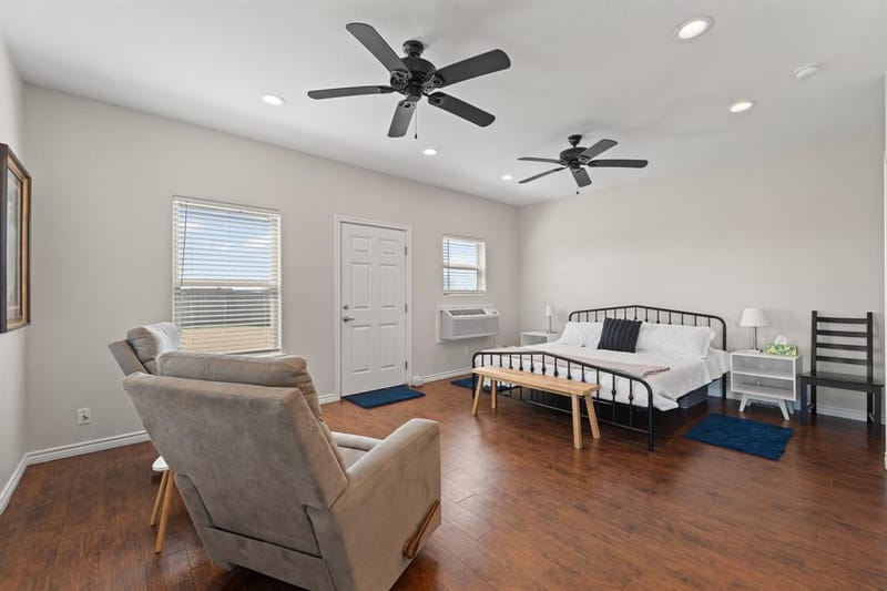 7925 Grassland Drive, Godley TX 76044 - Photo 33