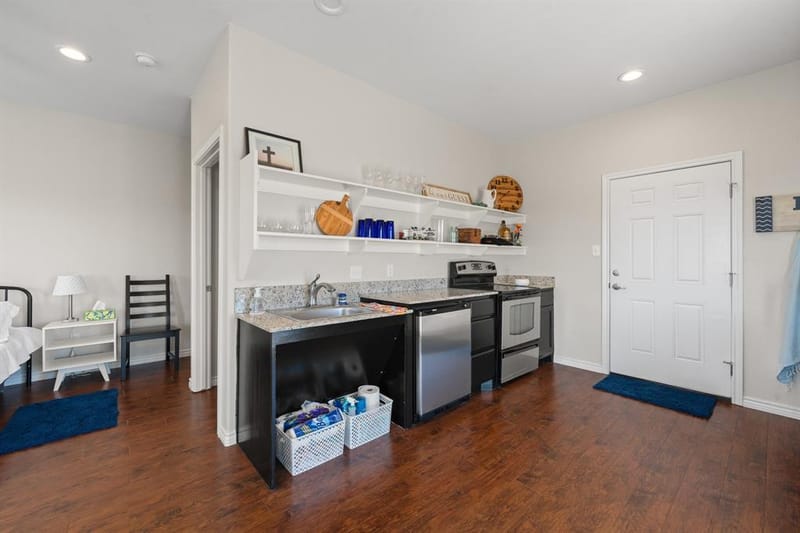 7925 Grassland Drive, Godley TX 76044 - Photo 35