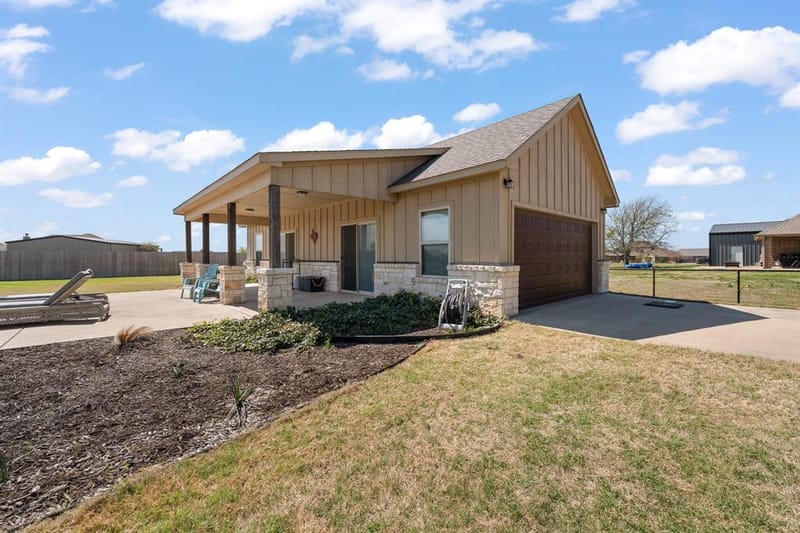 7925 Grassland Drive, Godley TX 76044 - Photo 31