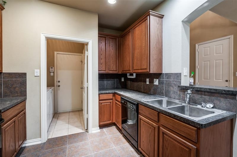 1840 Branch Trail, Carrollton TX 75007 - Photo 7