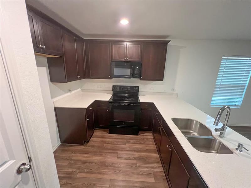 715 Deerfern Drive, Princeton TX 75407 - Photo 8