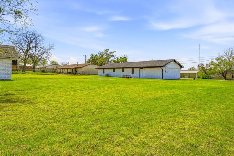 925 N Kirk Street, Hico TX 76457 - Photo 22
