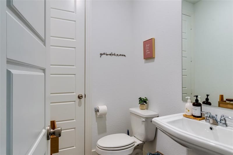 704 Wycliffe Drive, Celina TX 75009 - Photo 11