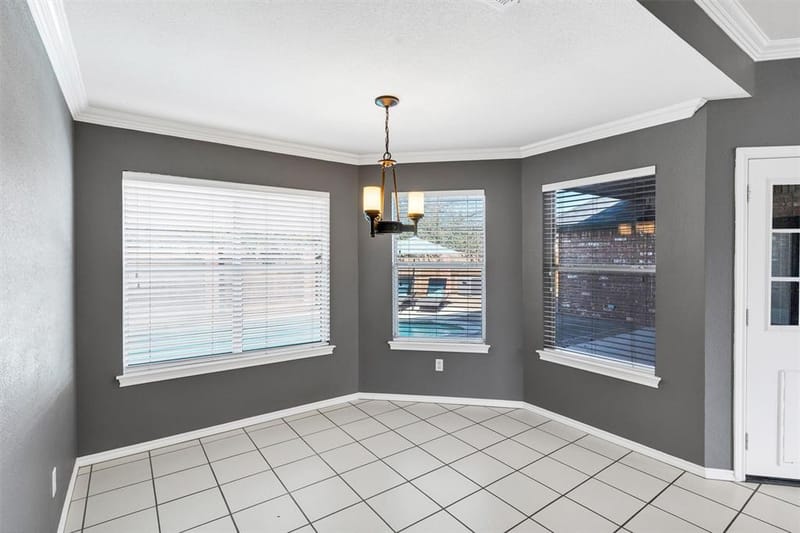 9219 Hanging Moss Drive, Granbury TX 76049 - Photo 8